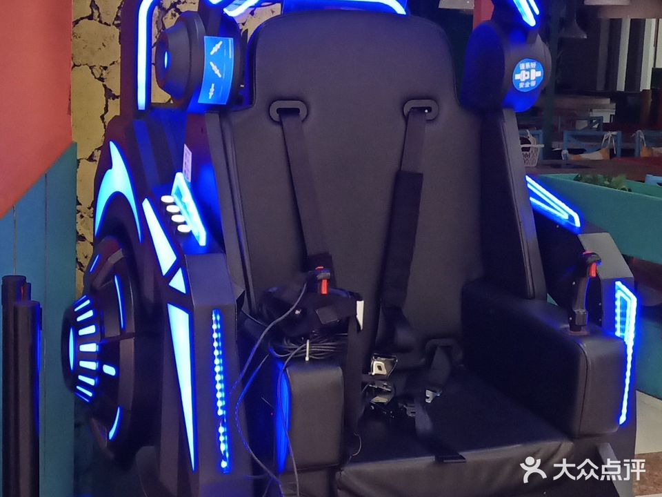 新动力VR主题乐园(1号港湾城店)