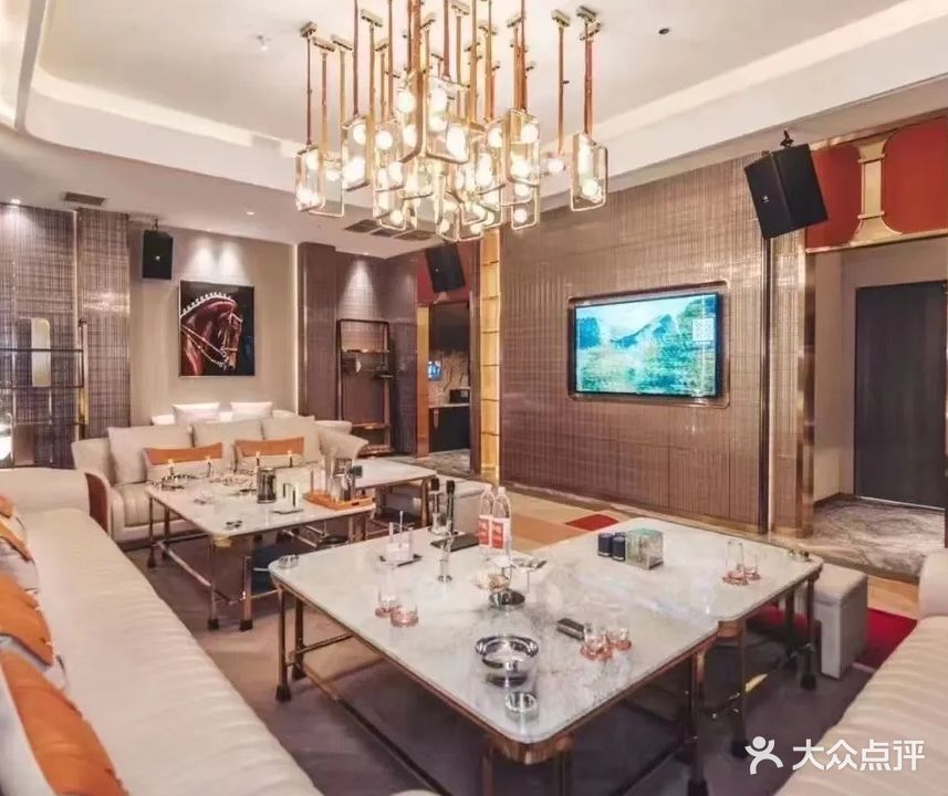 V度(盛世银座店)