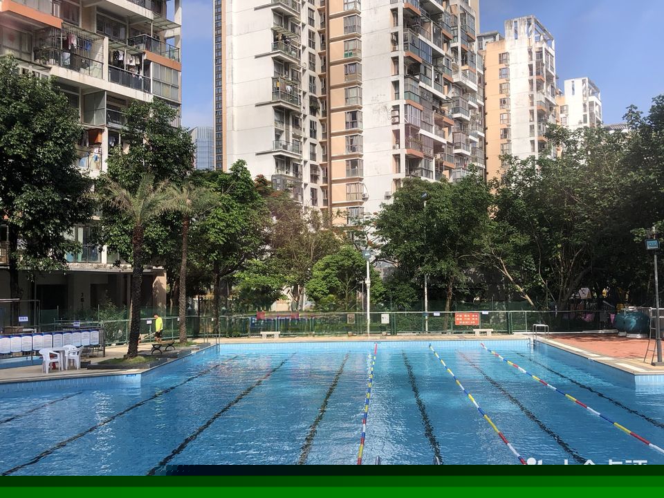 雷圳碧榕湾海景花园游泳池