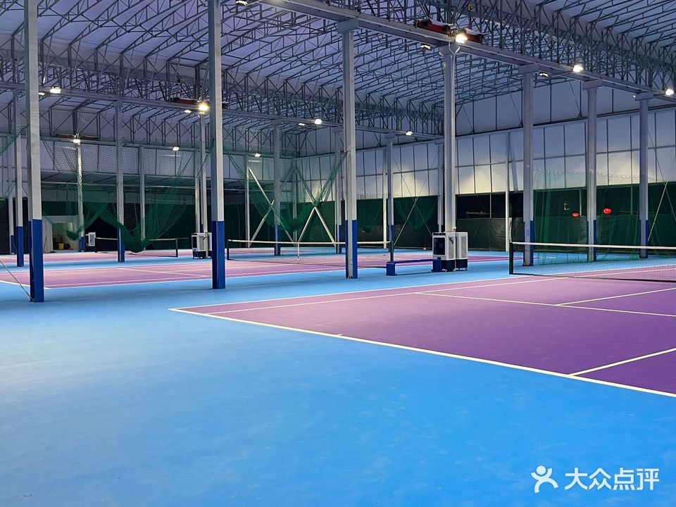 柒点零网球俱乐部