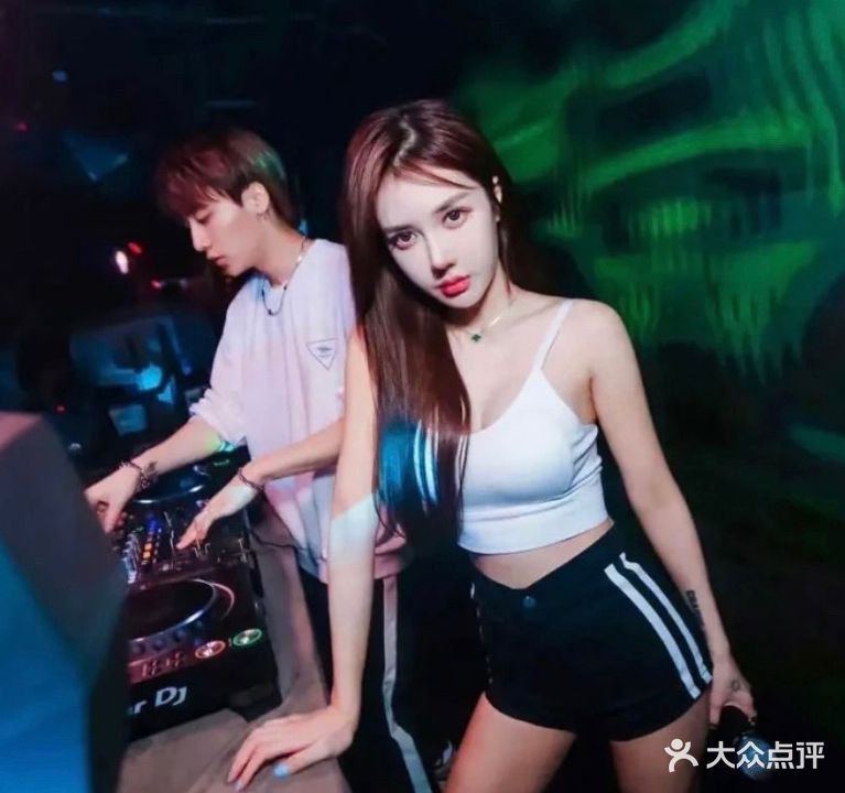 PARTY PARTY酒吧·CLUB(富港路店)
