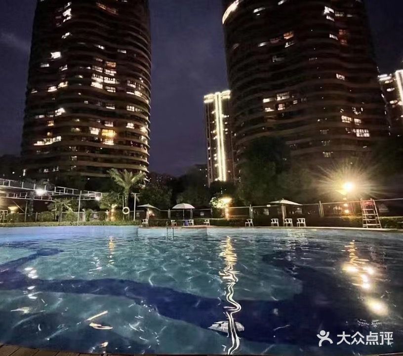 长江之歌游泳馆