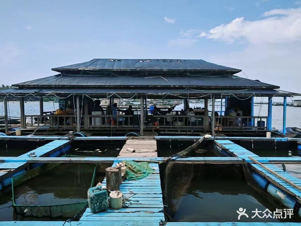 小二黑海上钓鱼俱乐部
