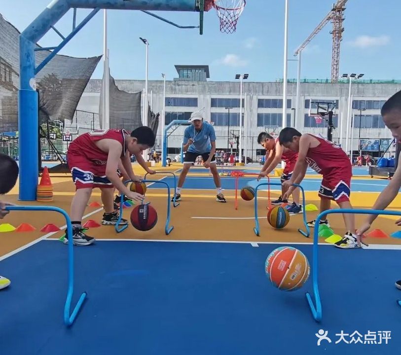 珠海青出于蓝篮球培训(香华路校区)