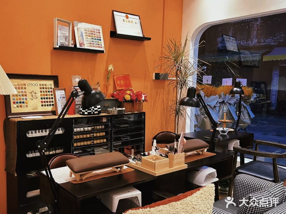 天使美甲店