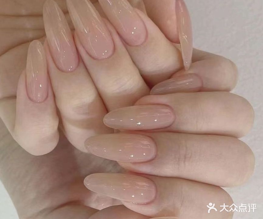 周心美容店
