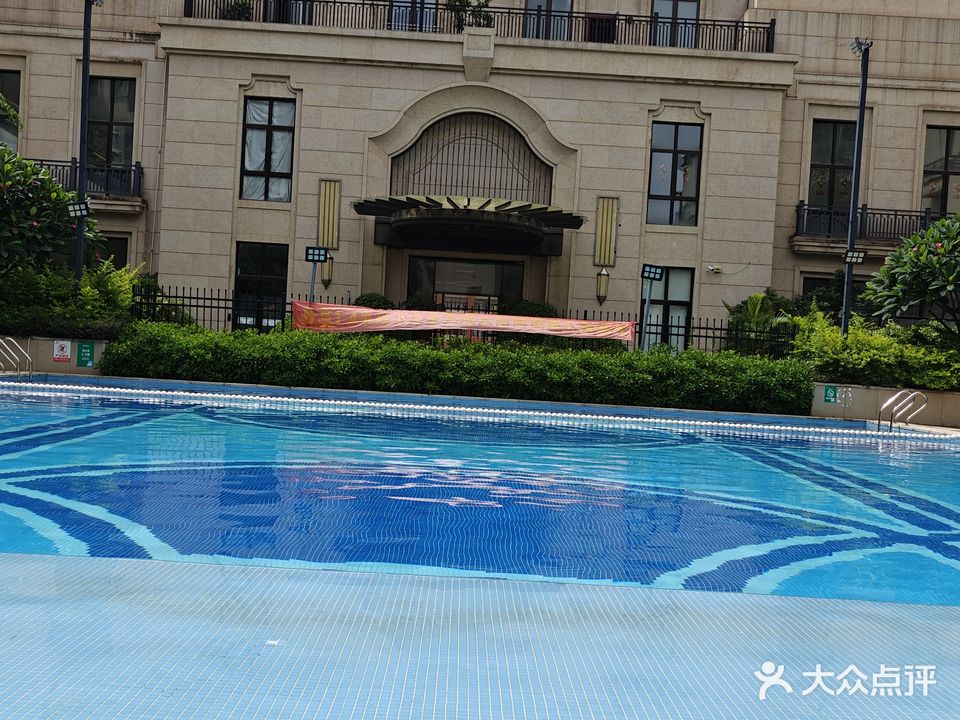 新城·悦隽江山游泳馆