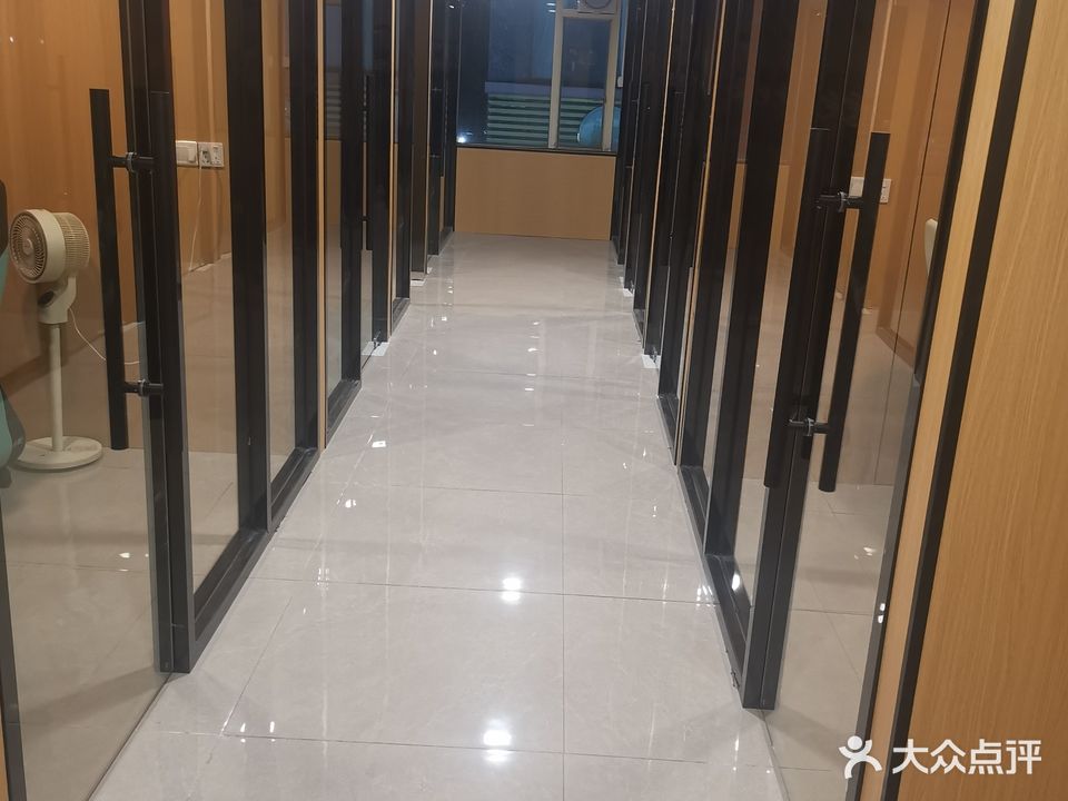 不见不散网吧(岳范山大道店)