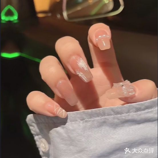 纤指寻美甲美睫(万科·金域蓝湾一期店)