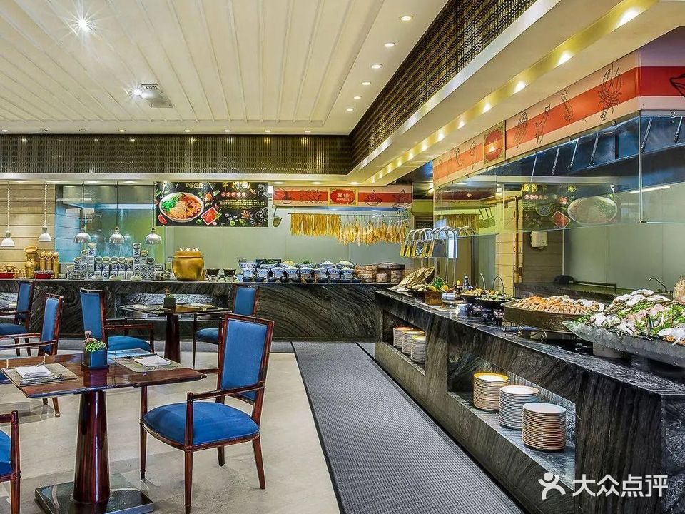 悦咖啡(龙岗珠江皇冠假日酒店)