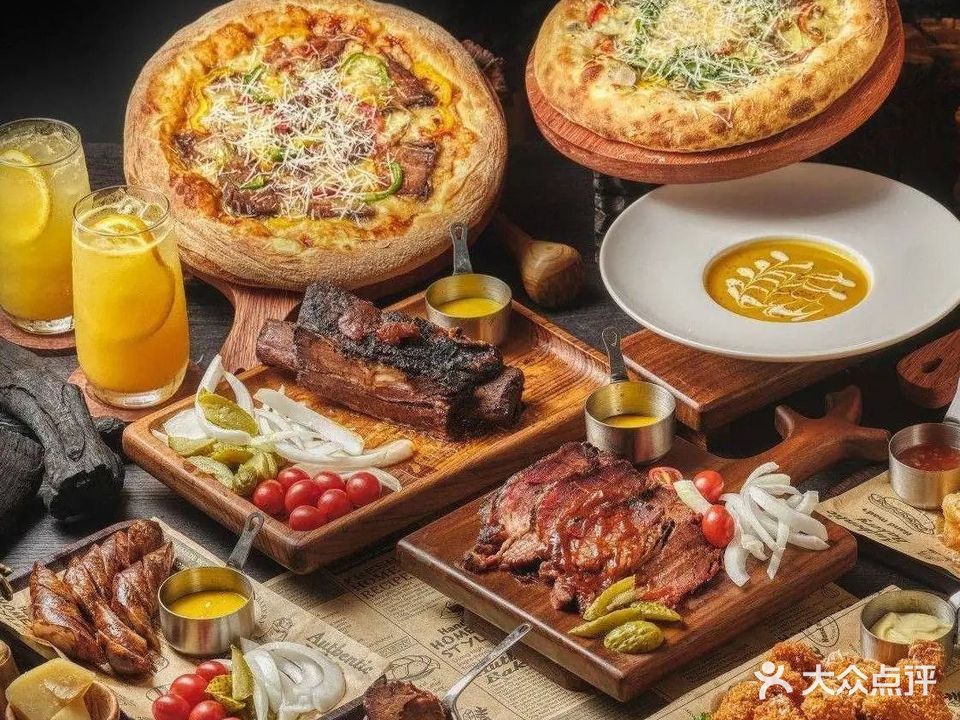 卫士里美式熏肉窑烤披萨店