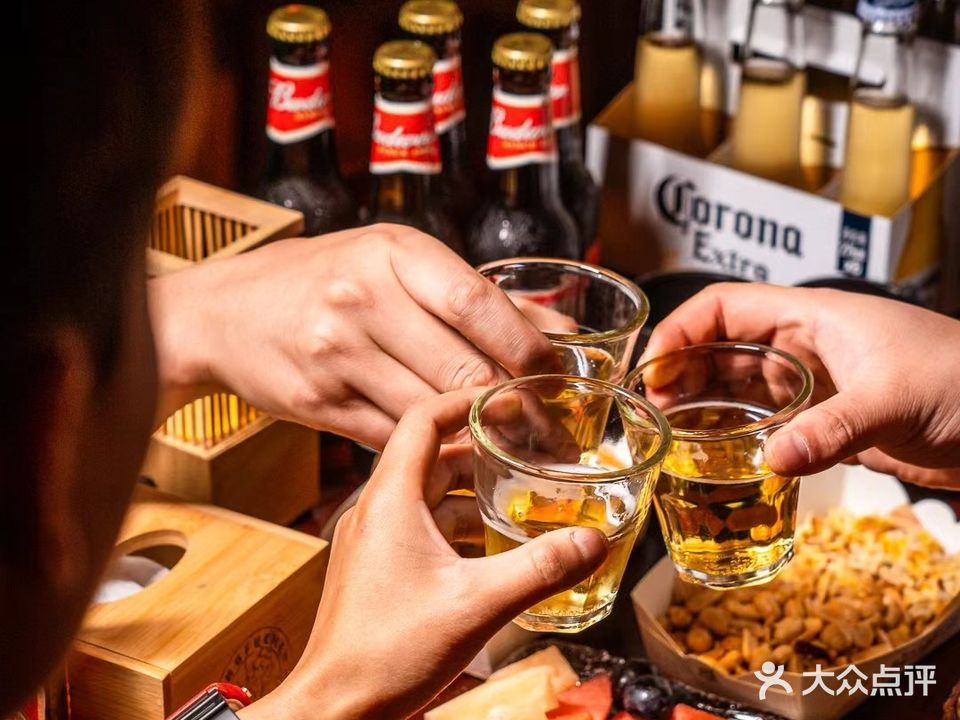 Ume清吧餐厅(漳州晟茂·宏景花园店)