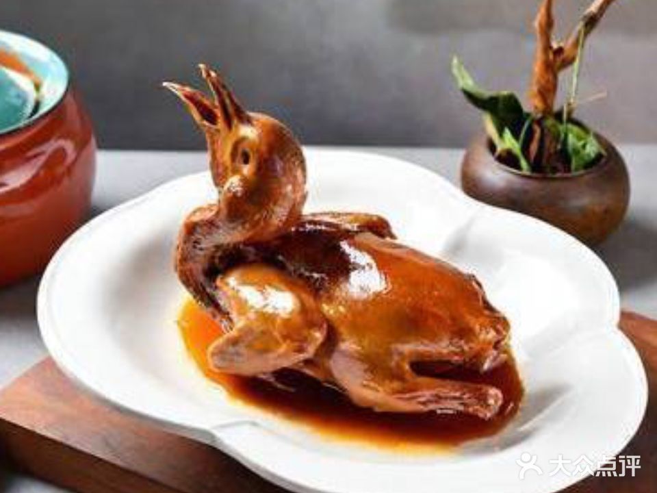 海悦轩乳鸽王海鲜餐厅(大梅沙店)