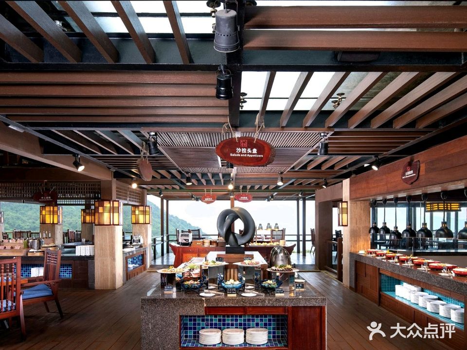 鸟巢度假村飞龙岭西餐厅