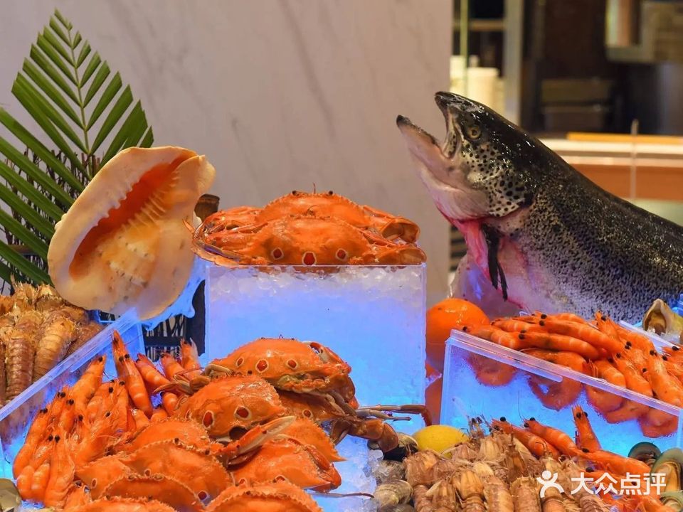 好日子皇冠假日酒店·君怡咖啡厅(特美思大厦店)