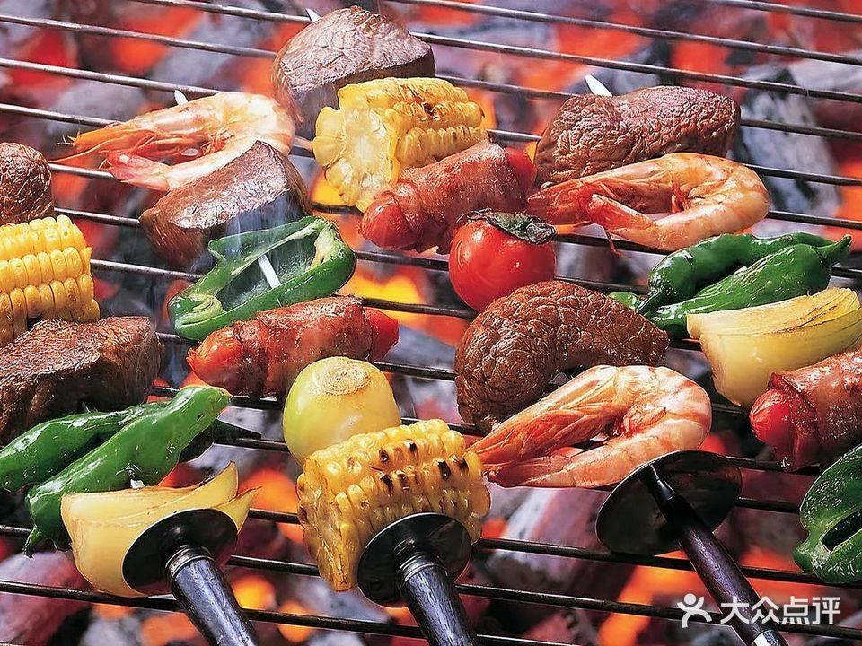 山泉湾温泉酒店·四季西餐厅·烤全羊·烧烤宵夜