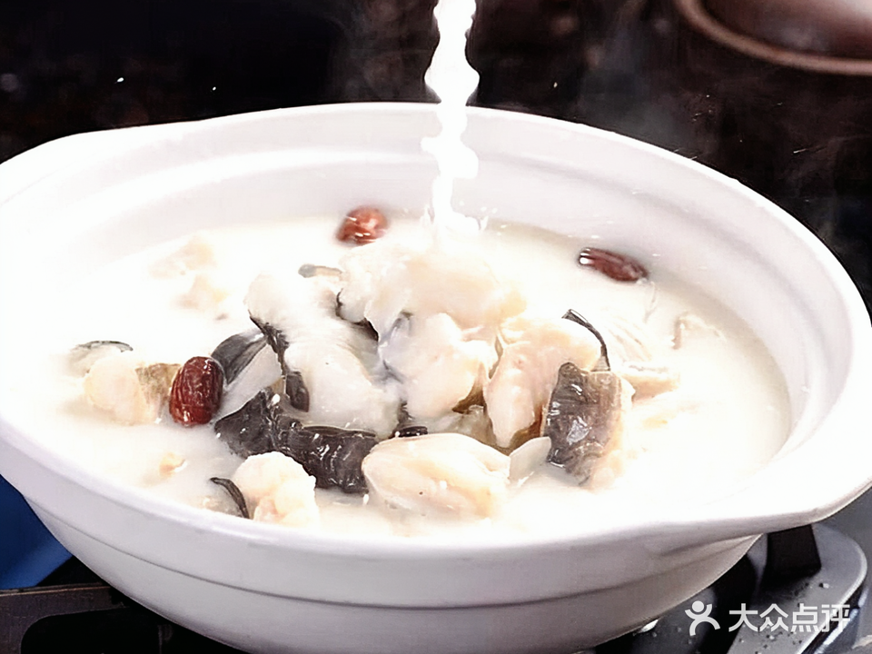 水鱻鱼馆(中核·半岛城邦店)