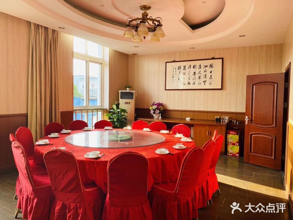 稻香村酒店(钱湖人家店)