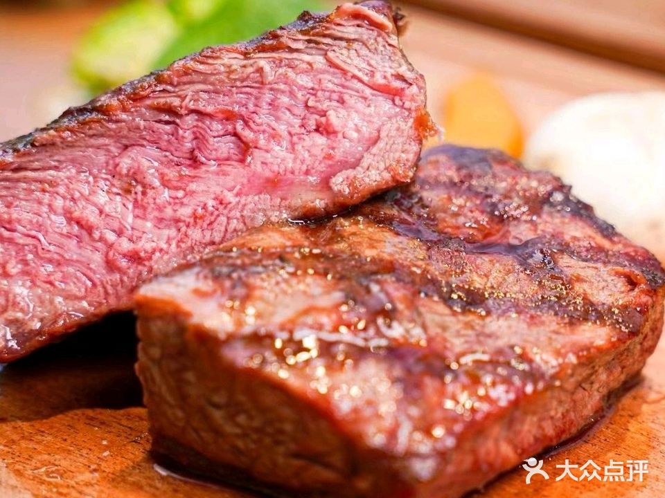 八分田咖啡·精致果木牛扒(锦绣广场店)