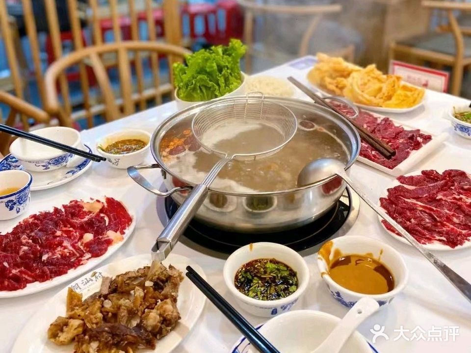 潮汕鲜牛肉火锅(罗沙店)
