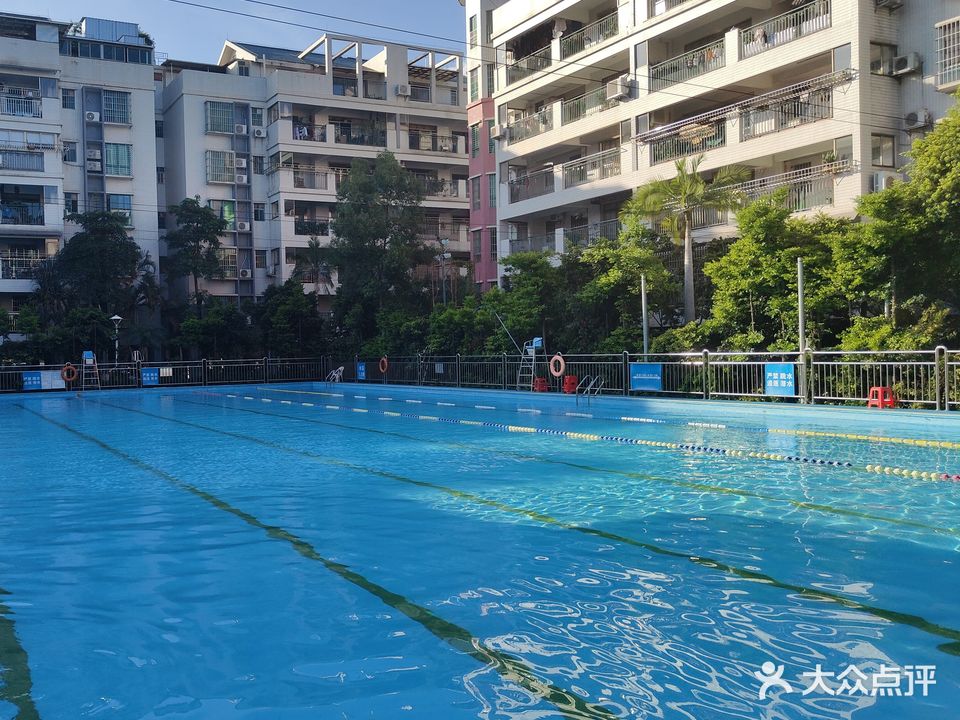 叠翠苑游泳中心