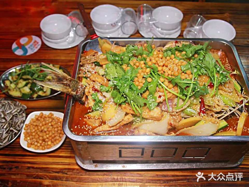 重庆烤鱼王·烤鱼·烧烤·小龙虾(香港城·中环大厦店)