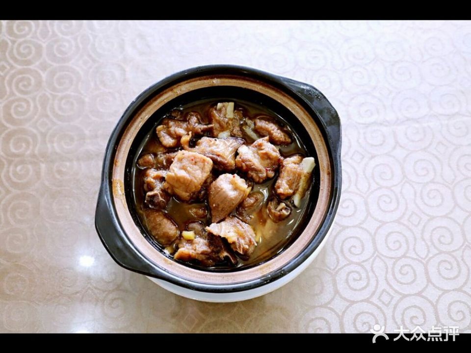 刘记十三香砂锅菜