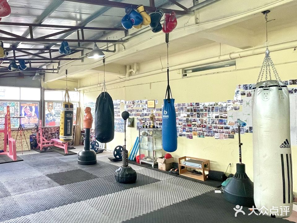 吉祥健身俱乐部