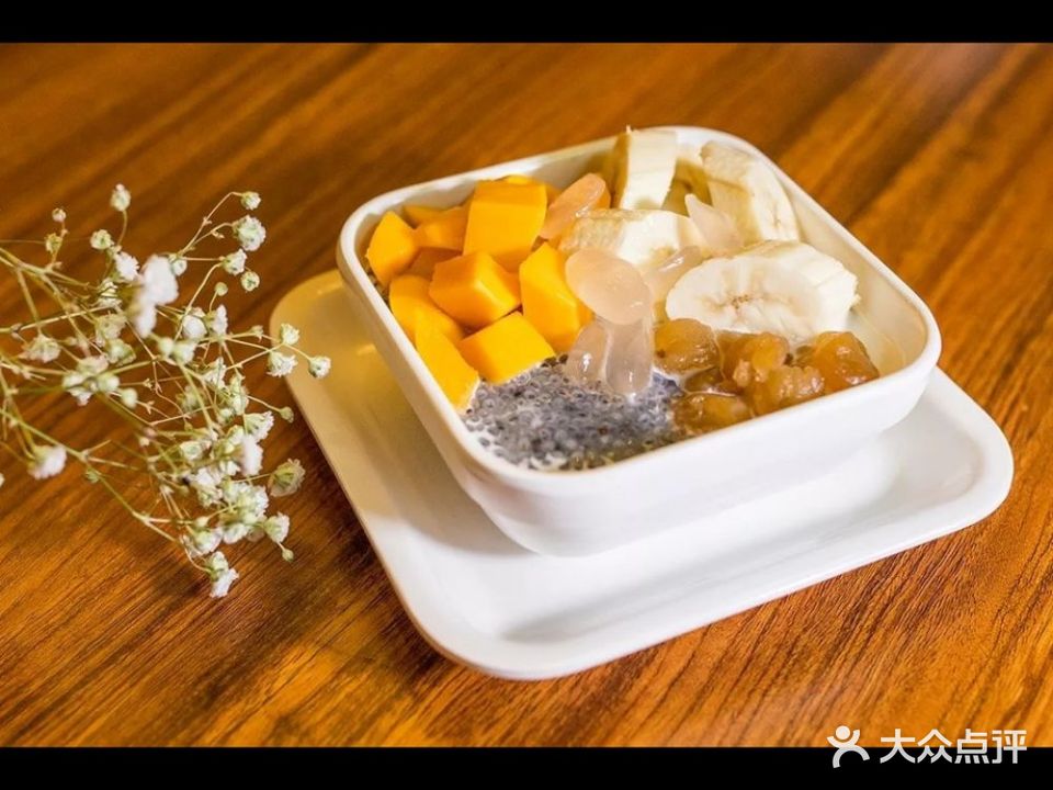 鲜果无限甜品·小吃·中西餐