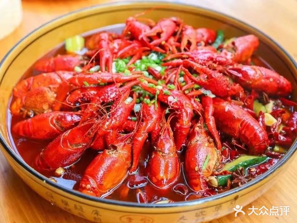 小胖墩龙虾馆(景新路店)