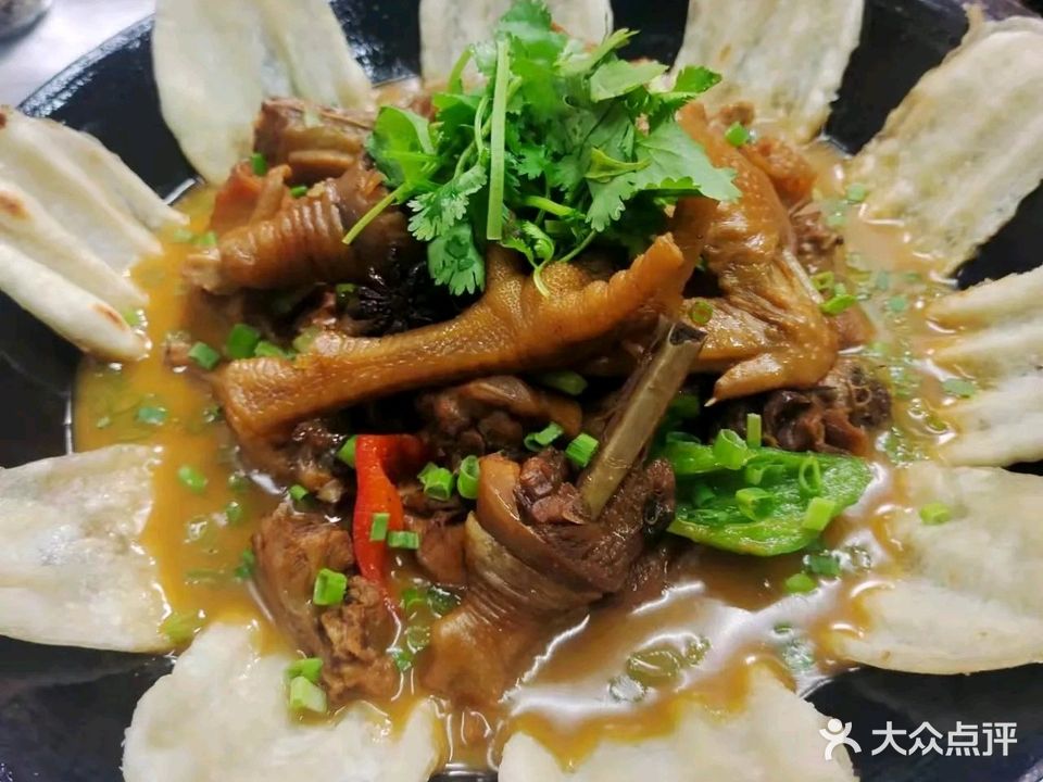张亮家常菜(蓝天西区店)
