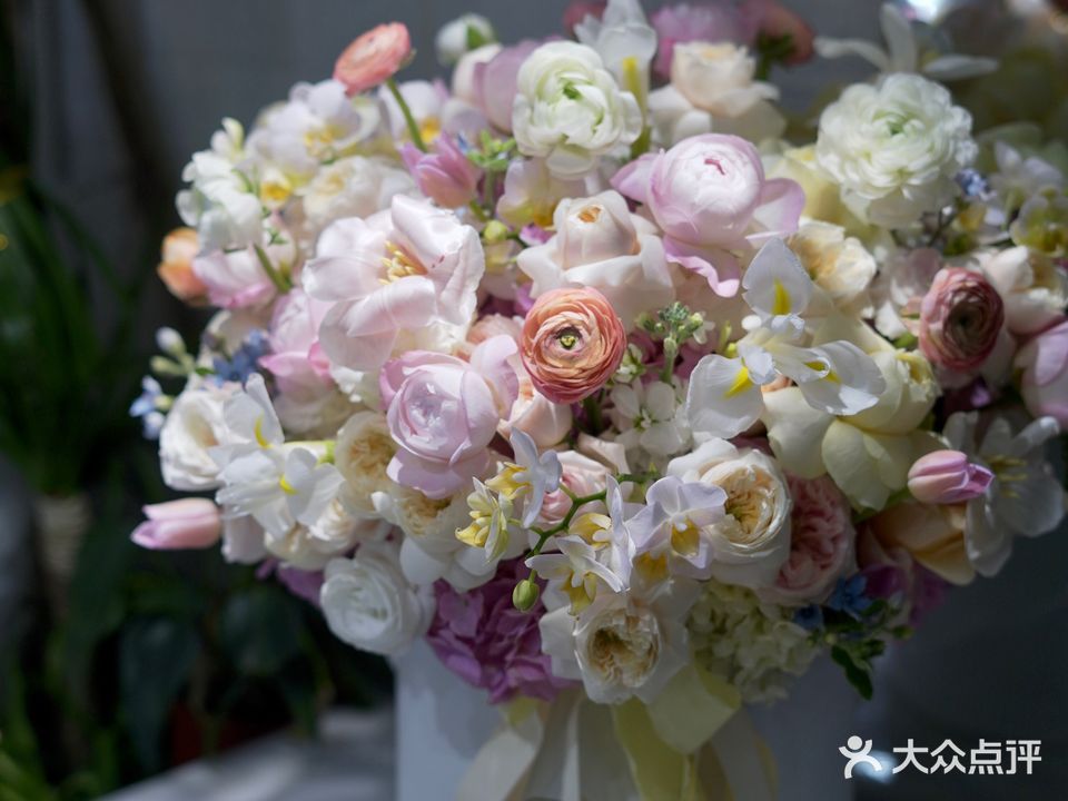 等一个人花店(乱花篱)