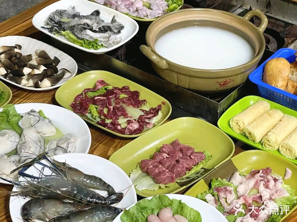 肥婆美食(寮步河滨东路店)