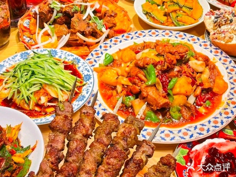 疆山美·新疆烧烤·涮羊肉·新疆菜(金冠店)