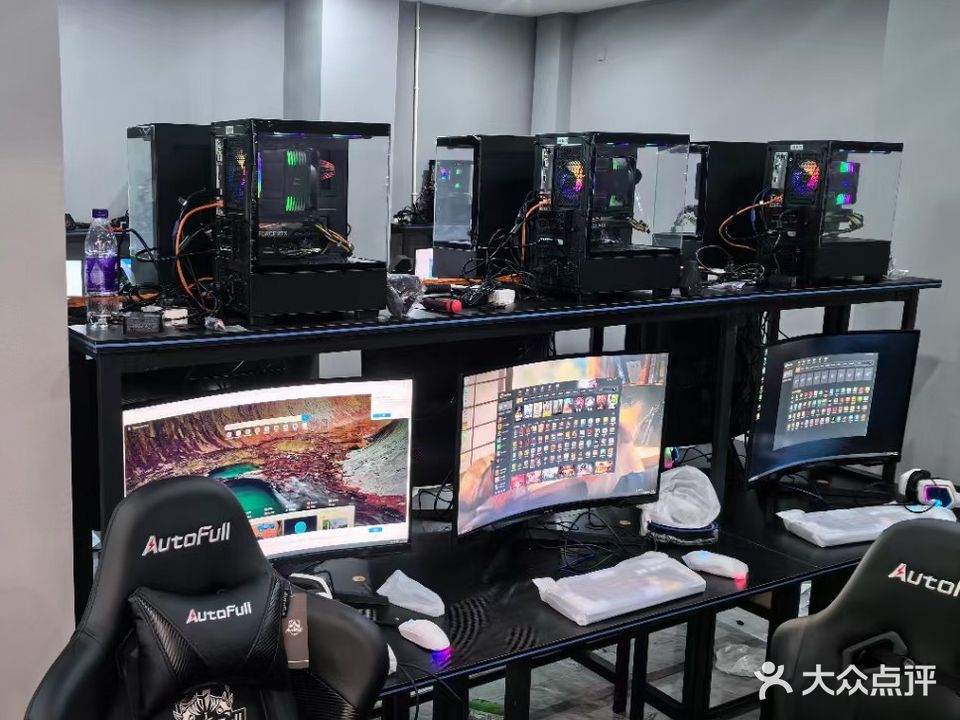 牵手网吧(黄山阳光酒店东南)