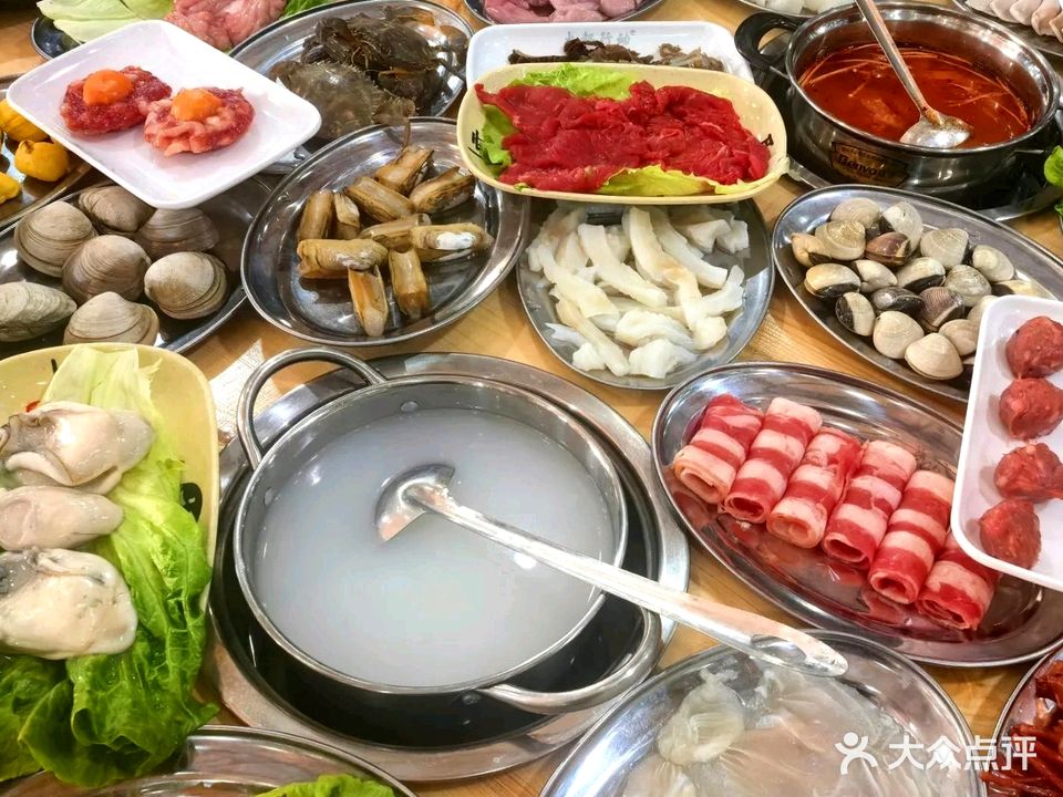 幸福海鲜煲仔粥