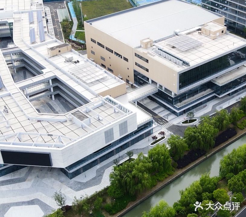 T立方体育生活广场