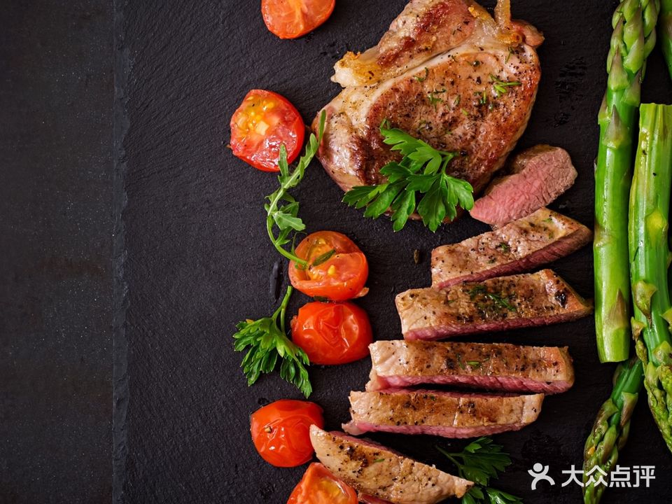 雪洋家的扒房(金鹰半山花园店)