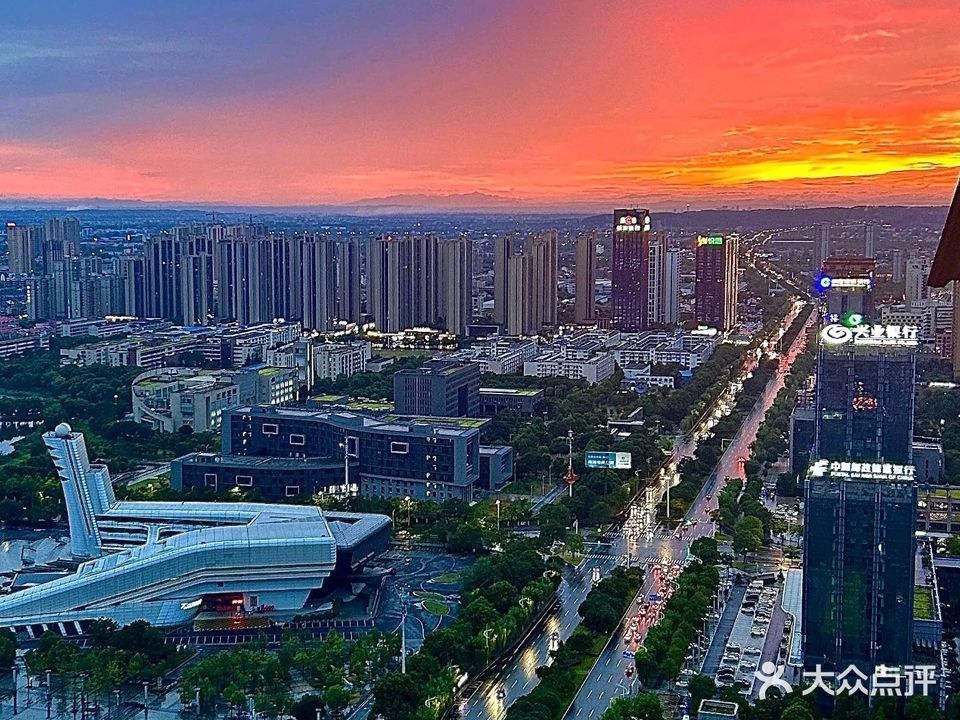 秘笙城景惠灵顿牛排餐厅(常德万达总部国际大厦店)