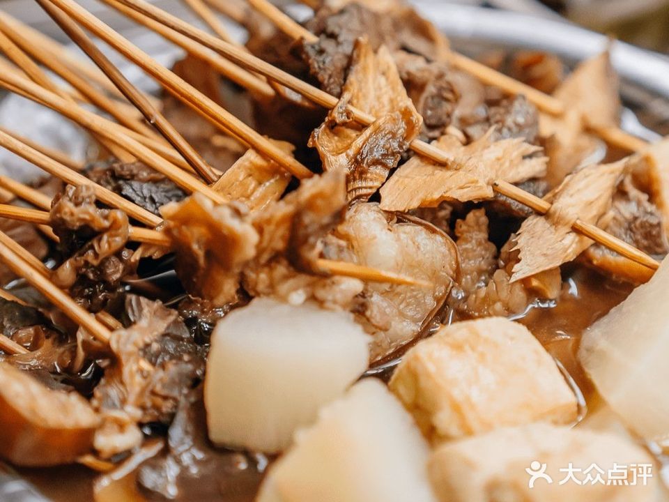 吕字号牛杂串店(万良路店)