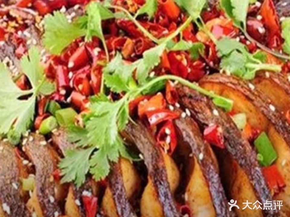 重庆特色餐馆(青年路店)