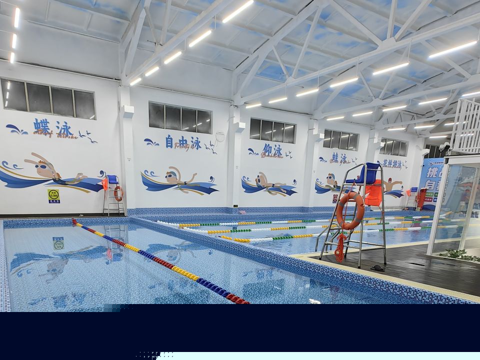 诺亚体育恒温游泳馆(追日路店)