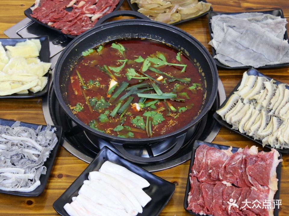 安顺平坝牛肉豆米火锅野菜馆(黔南都匀万达广场店)