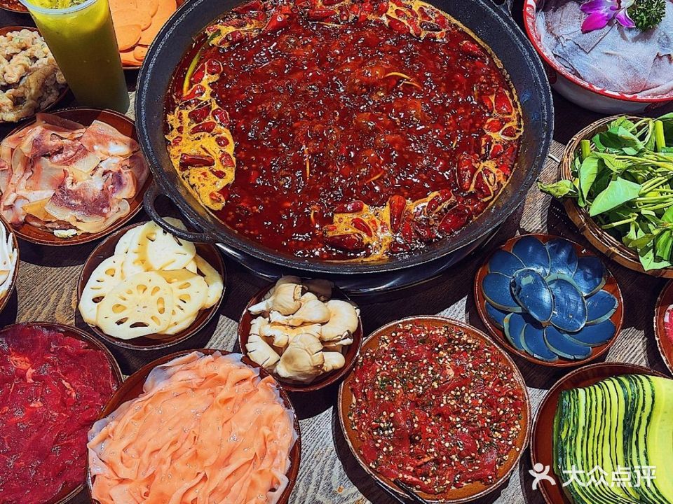 叁义村头老火锅(香榭里店)