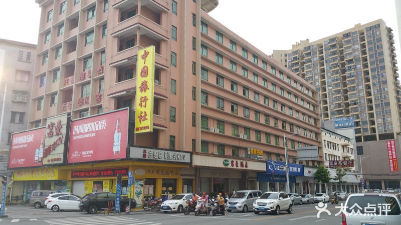 富豪量贩式KTV(沿江西路店)