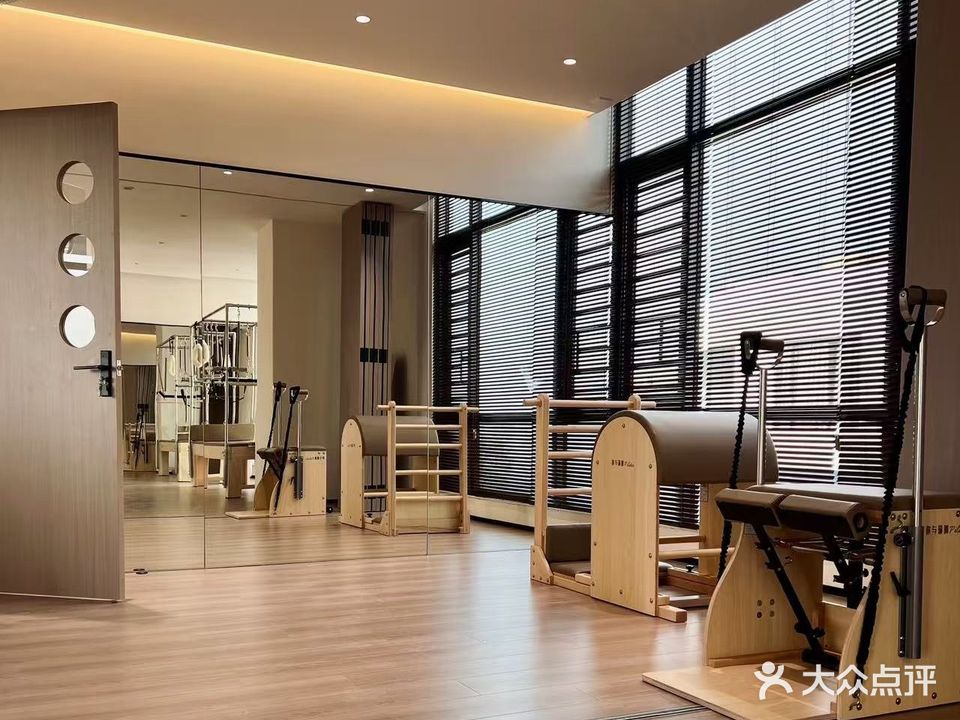 你与瑜伽·普拉提馆