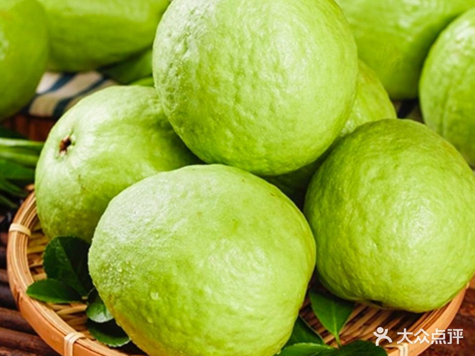 诚信平价鲜果园(国贸店)